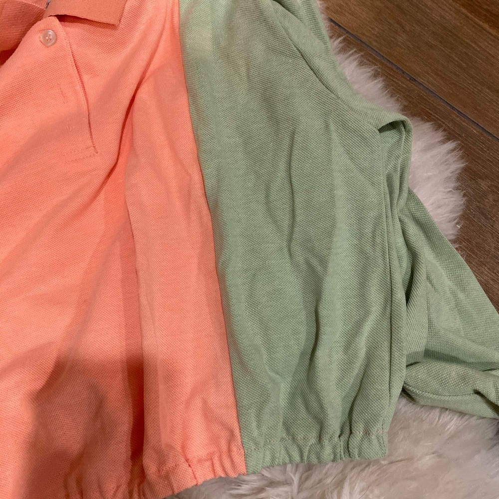 Color Block Crop Top - Picture 5 of 5
